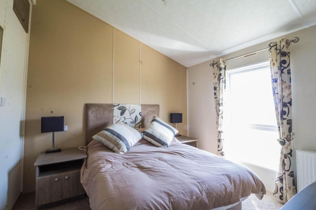 Stunning 6 Berth Lodge With Sea Views For Hire At Skipsea Sands Ref 41136Nf Barmston Luaran gambar